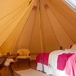 Tuftegarden Hotel *